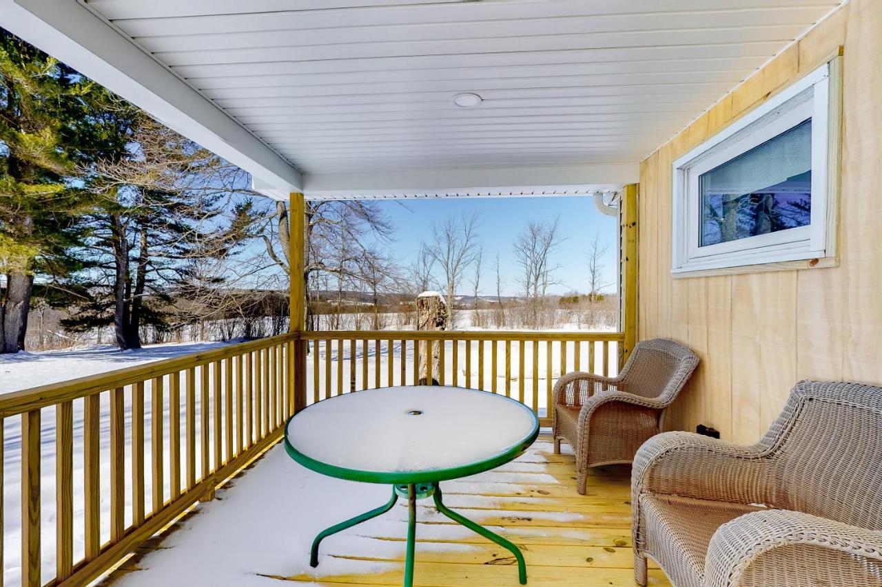 הוילה Dundee Finger Lakes Stunner מראה חיצוני תמונה